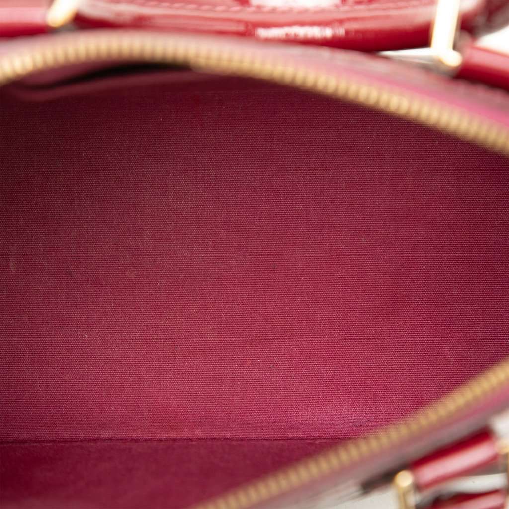 Louis Vuitton Monogram Vernis Ombre Alma BB Red Leather Good - Model View