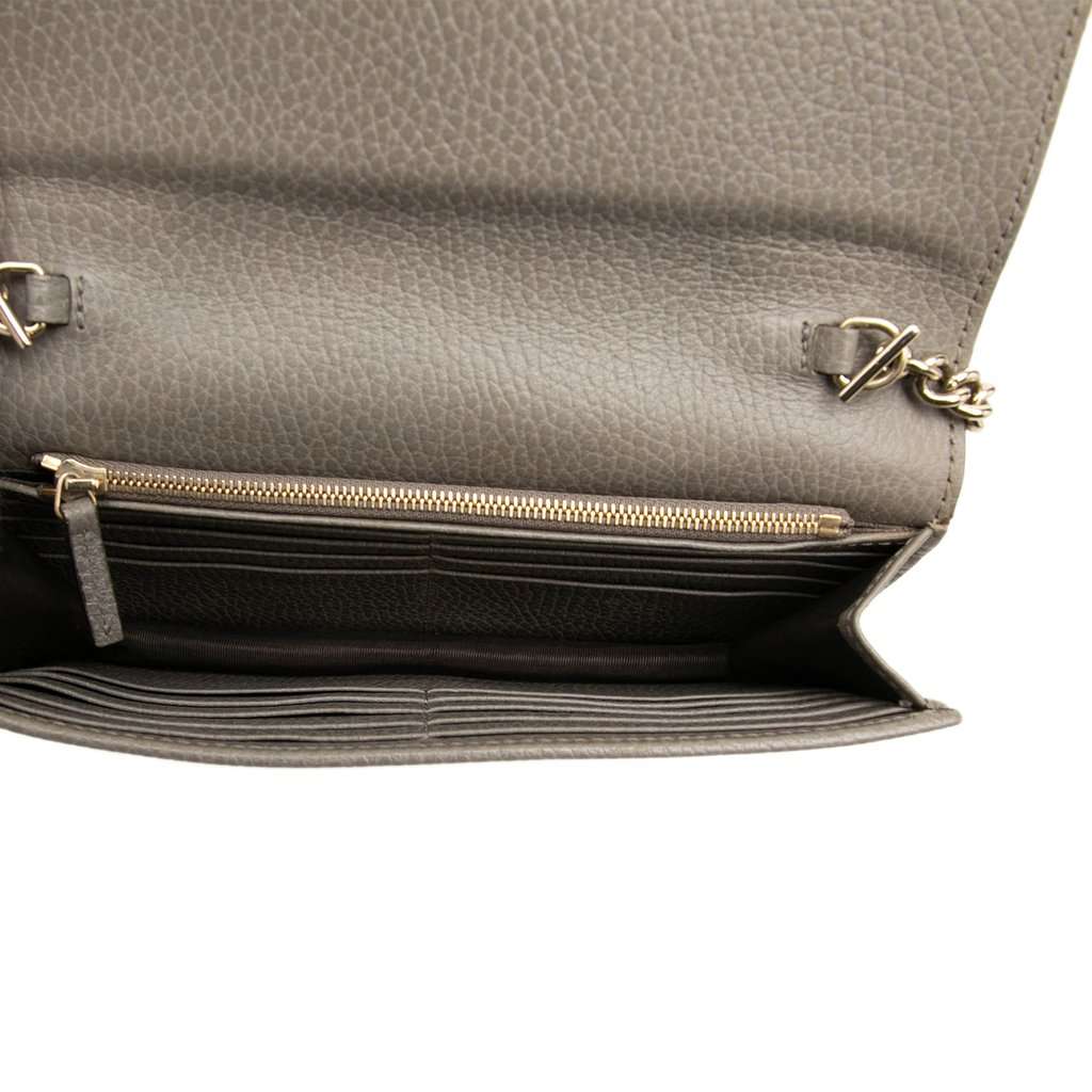 Gucci Dollar Calfskin Interlocking G Wallet on Chain Brown Leather Very good condition - Model View