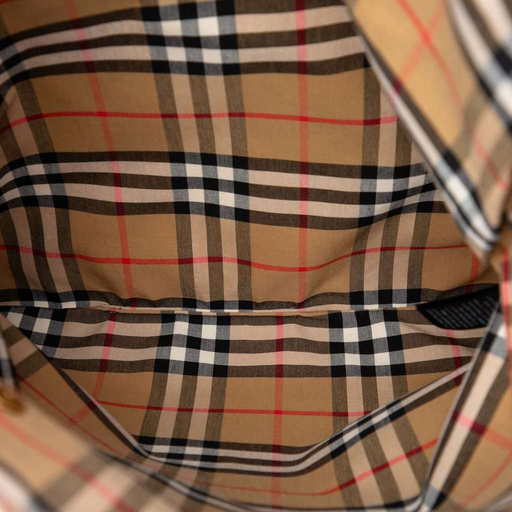 Burberry House Check Canvas Rainbow Tote Beige Very good - Model View