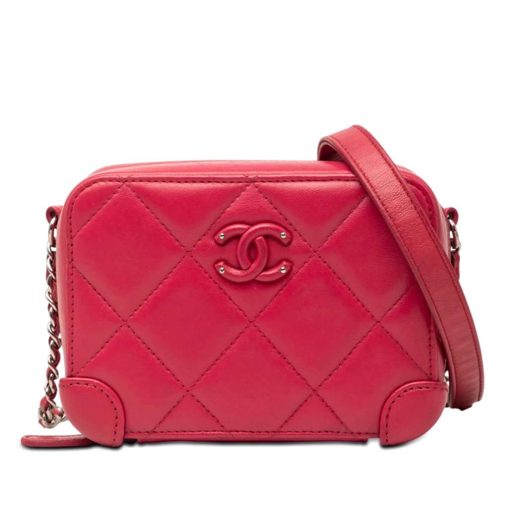 Chanel Mini Quilted Lambskin Covered CC Camera Bag Pink Leather Very good - Front View