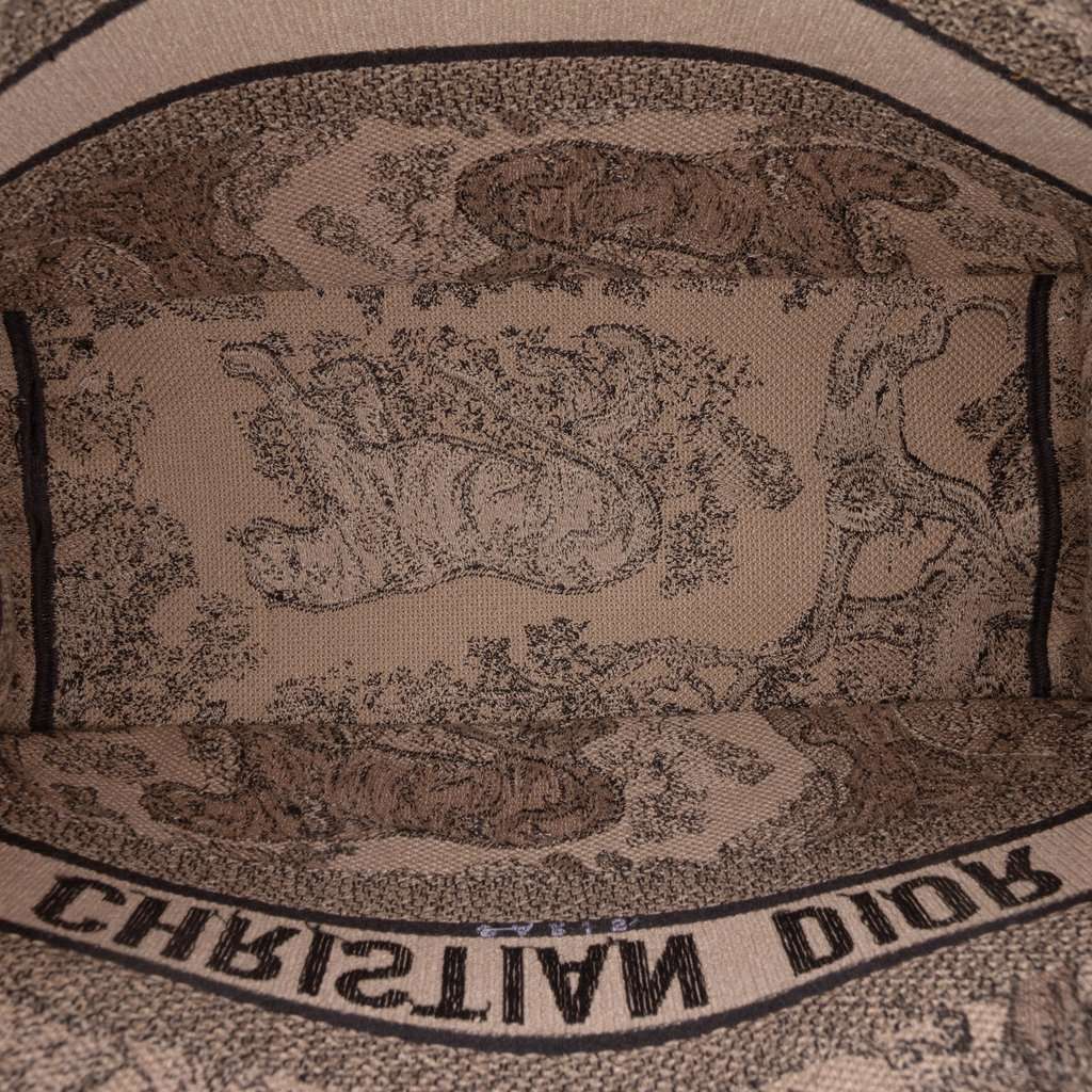 Dior Medium Canvas Embroidered Dioriviera Toile De Jouy Book Tote Black Very good - Model View