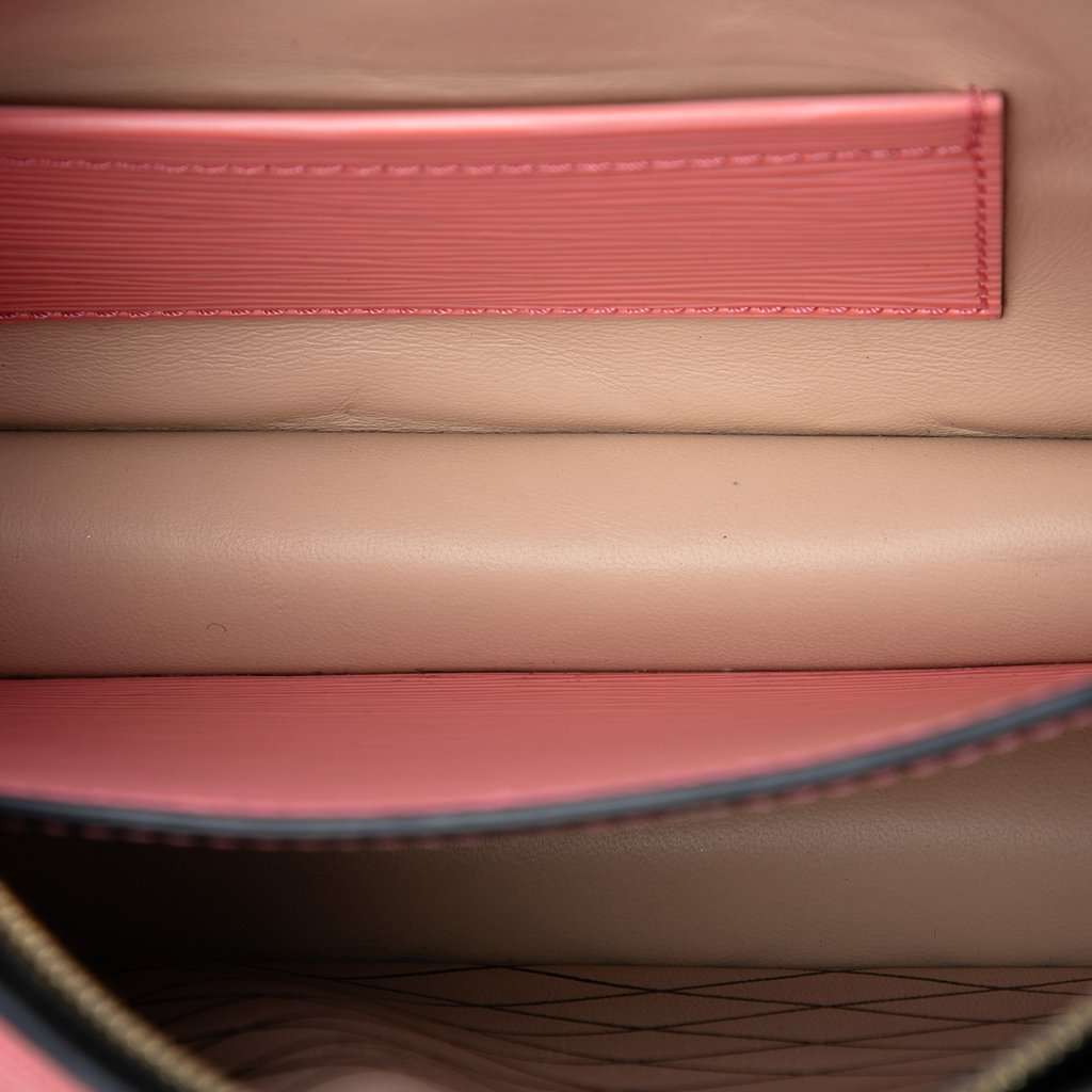 Louis Vuitton Epi Trunk Clutch Pink Leather Very good condition - Model View
