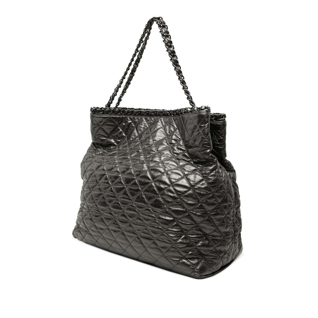 Chanel Large Glazed Calfskin Quilted Chain Me Tote Black Leather Very good condition - Back View