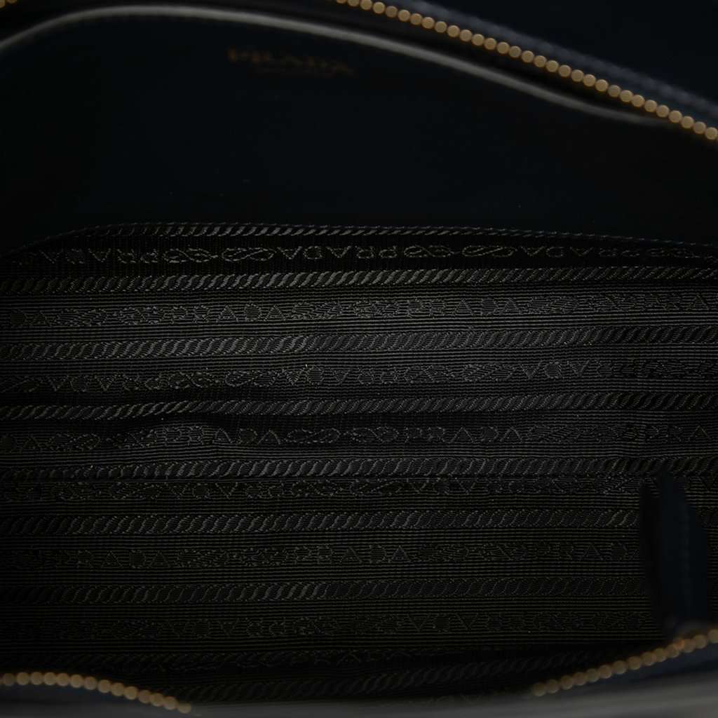 Prada Soft Calf Trimmed Saffiano Lux Open Convertible Tote Black Leather Very good condition - Model View