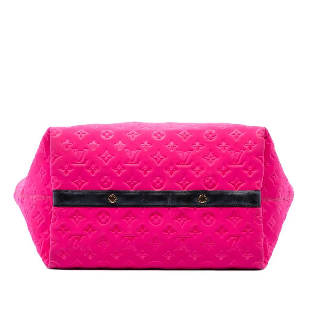 Louis Vuitton Monogram Embossed Neoprene Scuba MM Pink Very good condition - Inside View