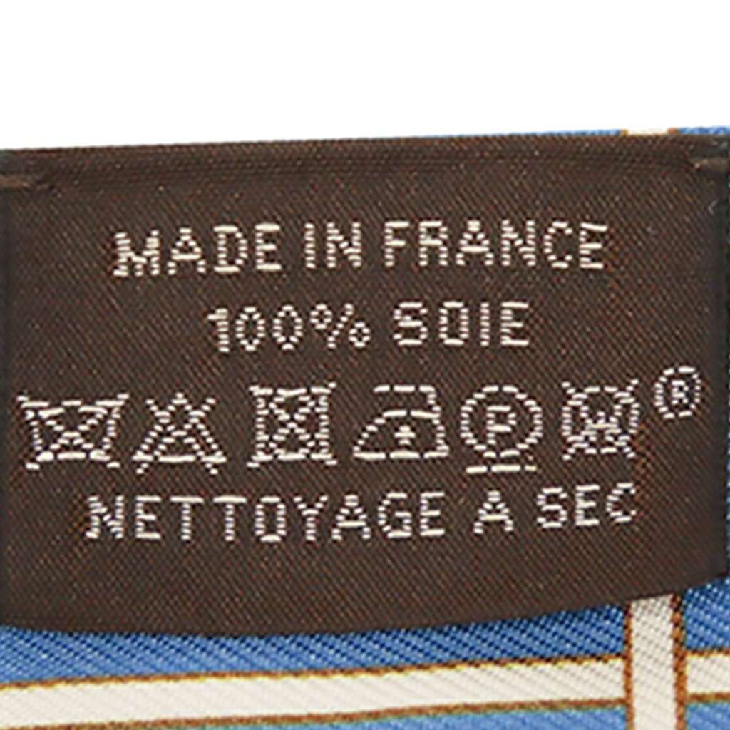 Hermès Couvertures Et Tenues De Jour Twilly Silk Scarf Blue Very good condition - Inside View