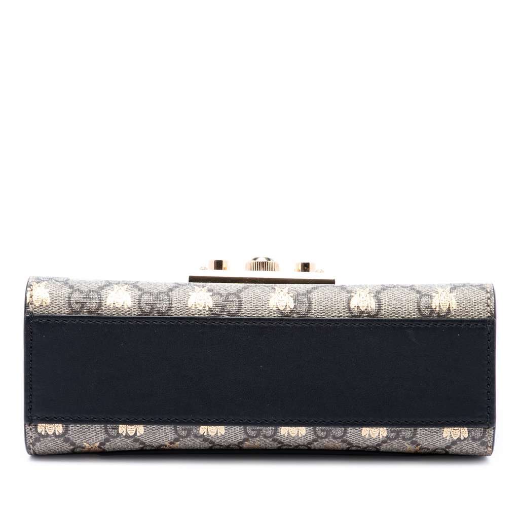 Gucci Small GG Supreme Bee Padlock Crossbody Beige Very good condition - Inside View