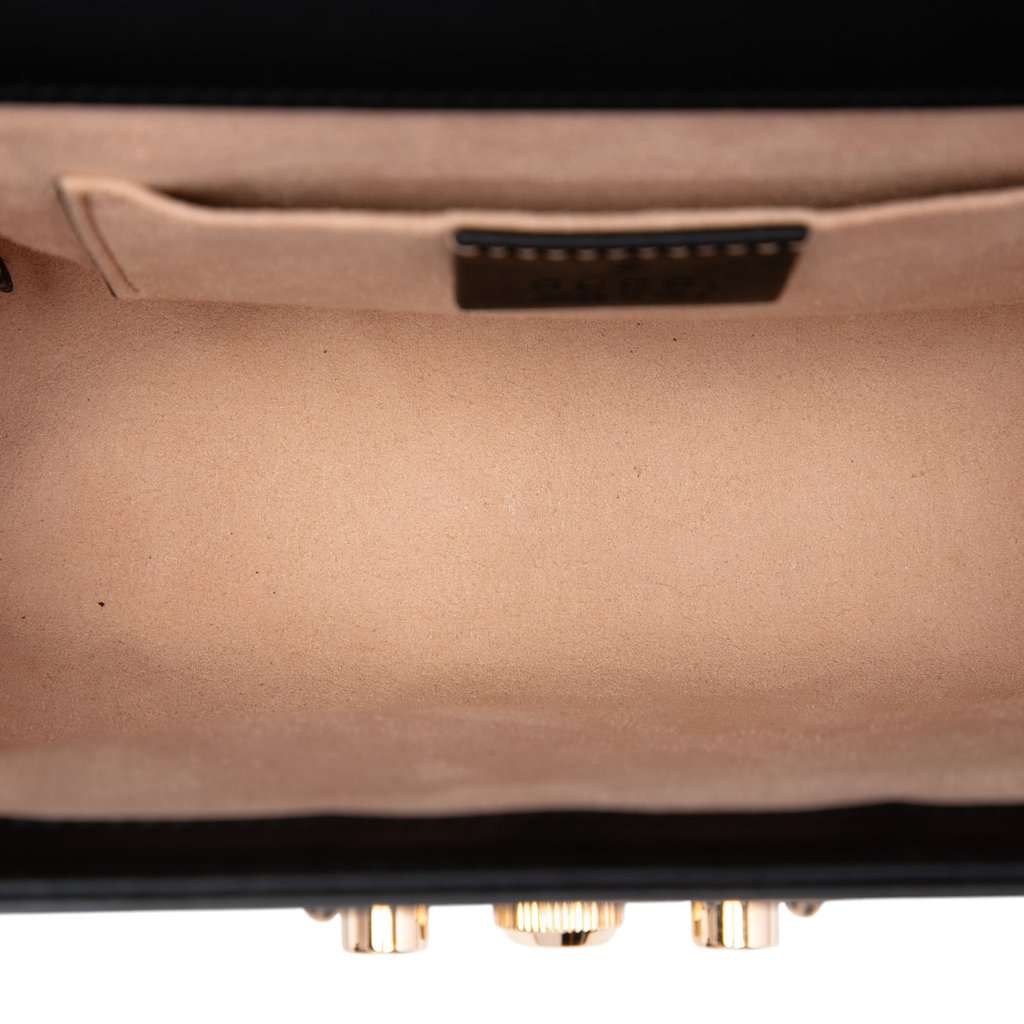 Gucci Small GG Supreme Bee Padlock Crossbody Beige Very good condition - Model View