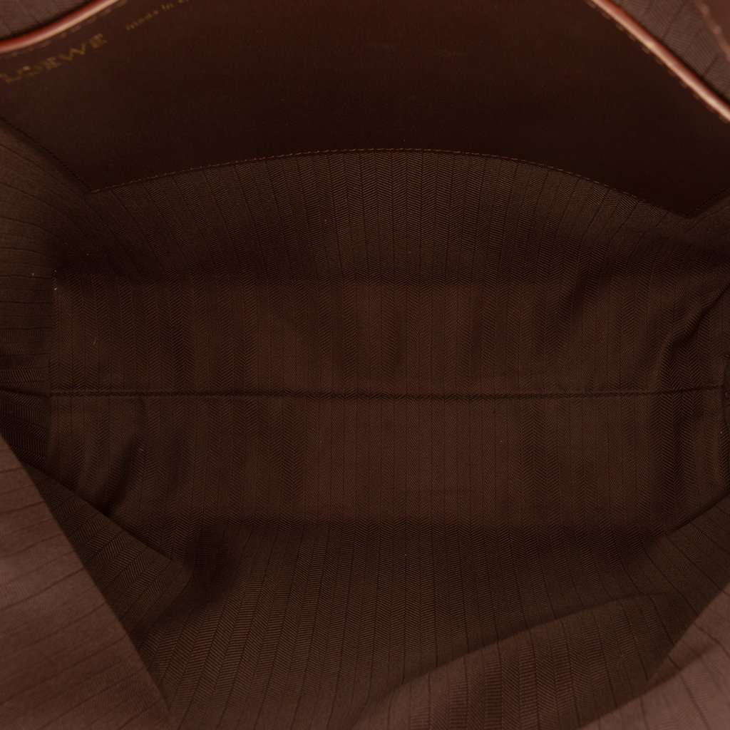 Loewe Mellow Nappa Draped Tote Brown Leather Very good - Model View