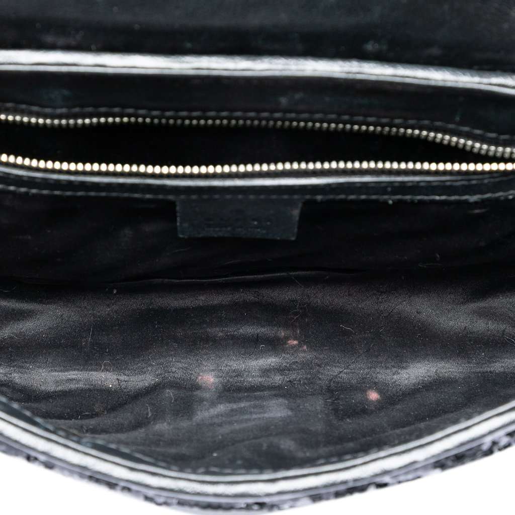 Gucci Medium GG Marmont Matelasse Sequin and Leather Shoulder Bag Black Leather Very good condition - Model View