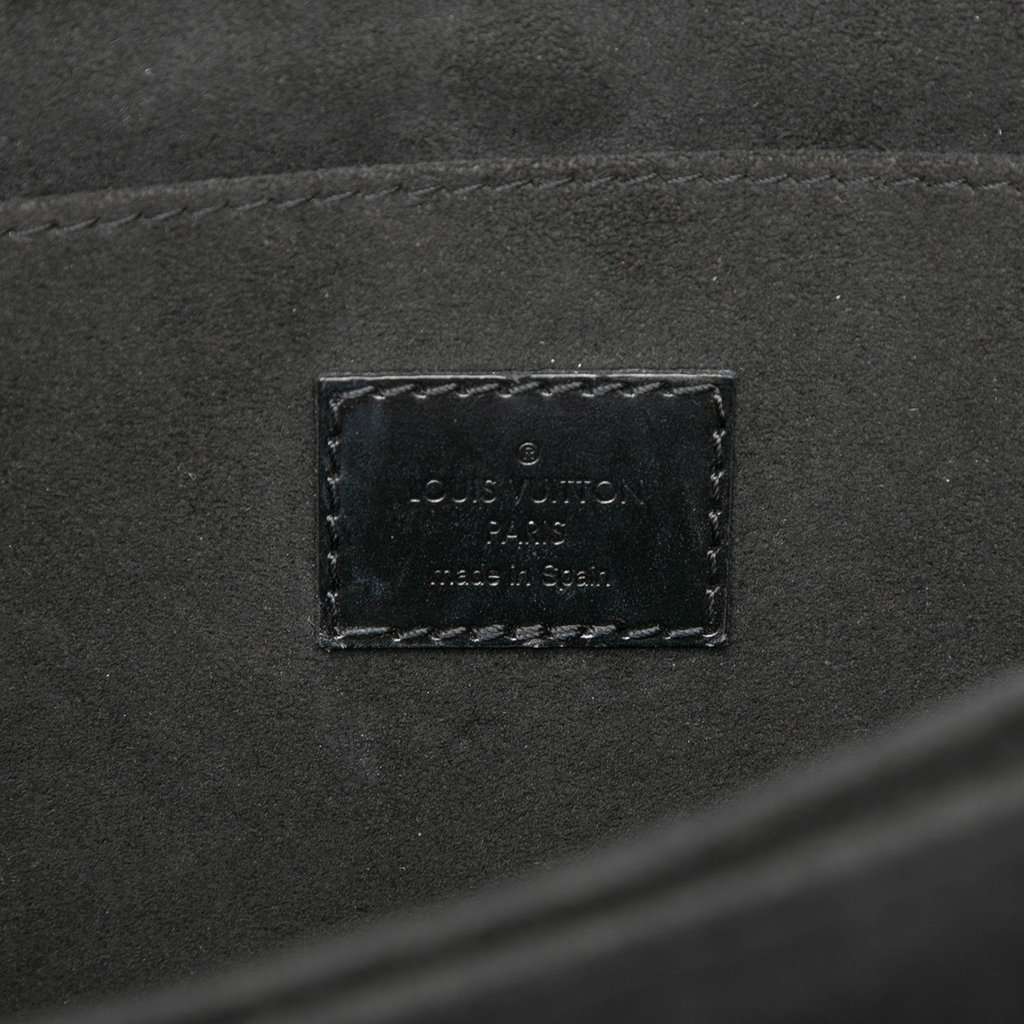 Louis Vuitton Calfskin Leather Dauphine MM Black Leather Very good condition - Box View