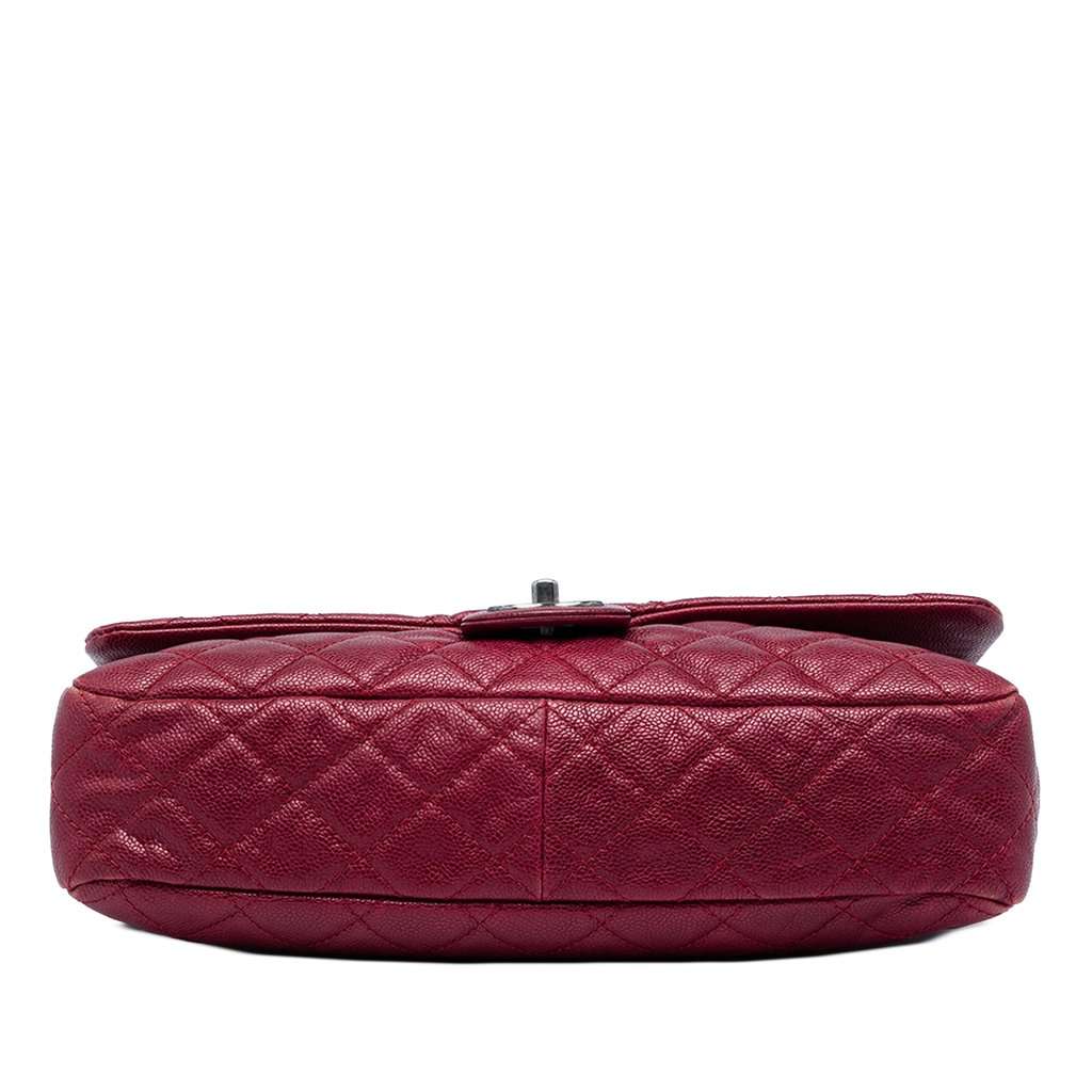Chanel Jumbo Quilted Iridescent Caviar Easy Flap Red Leather Very good condition - Inside View