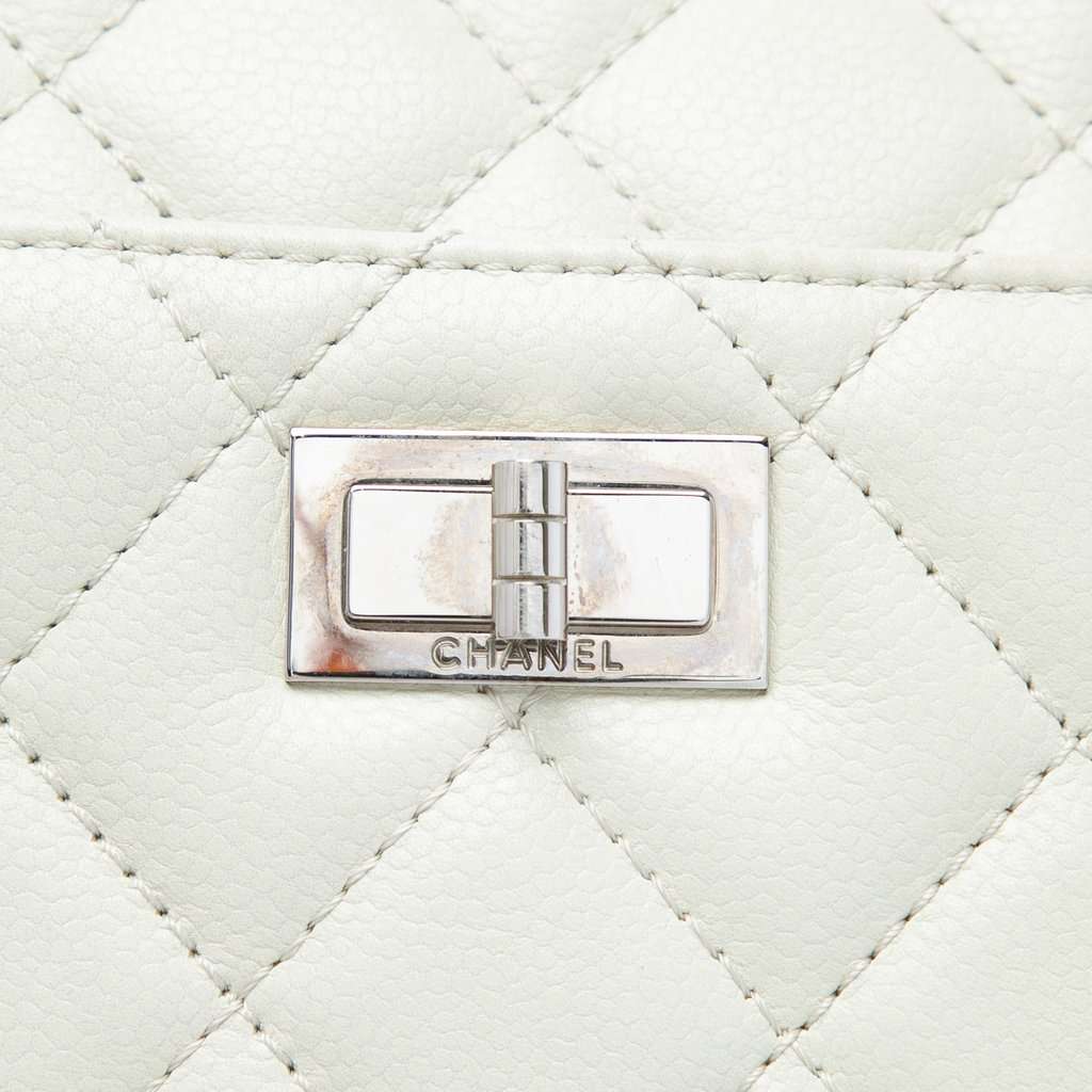Chanel Large Quilted Caviar Reissue Camera Bag White Leather Very good - Box View