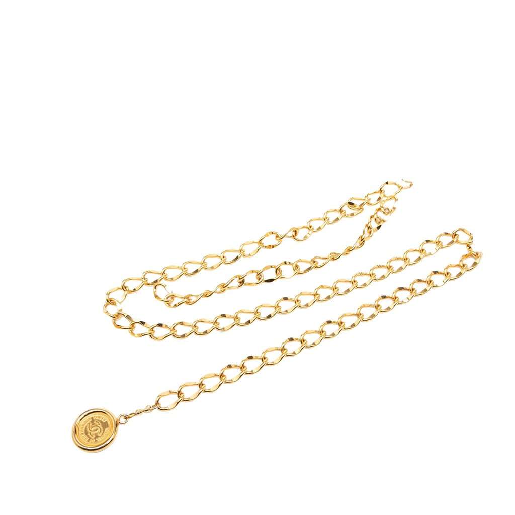 Chanel Gold Plated CC Medallion Chain Belt Gold Metal Very good condition - Front View