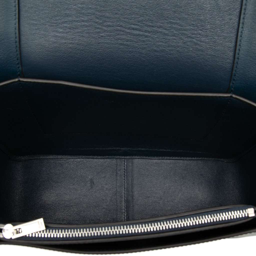 Celine Medium Shiny Smooth Calfskin Frame Shoulder Bag Blue Leather Very good condition - Model View