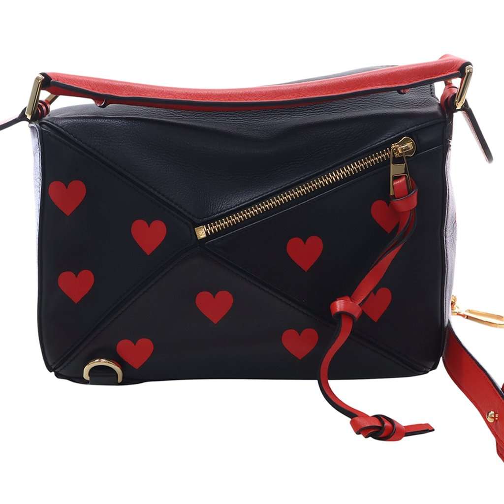 Loewe Small Calfskin Heart Puzzle Satchel Black Leather Very good condition - Model View