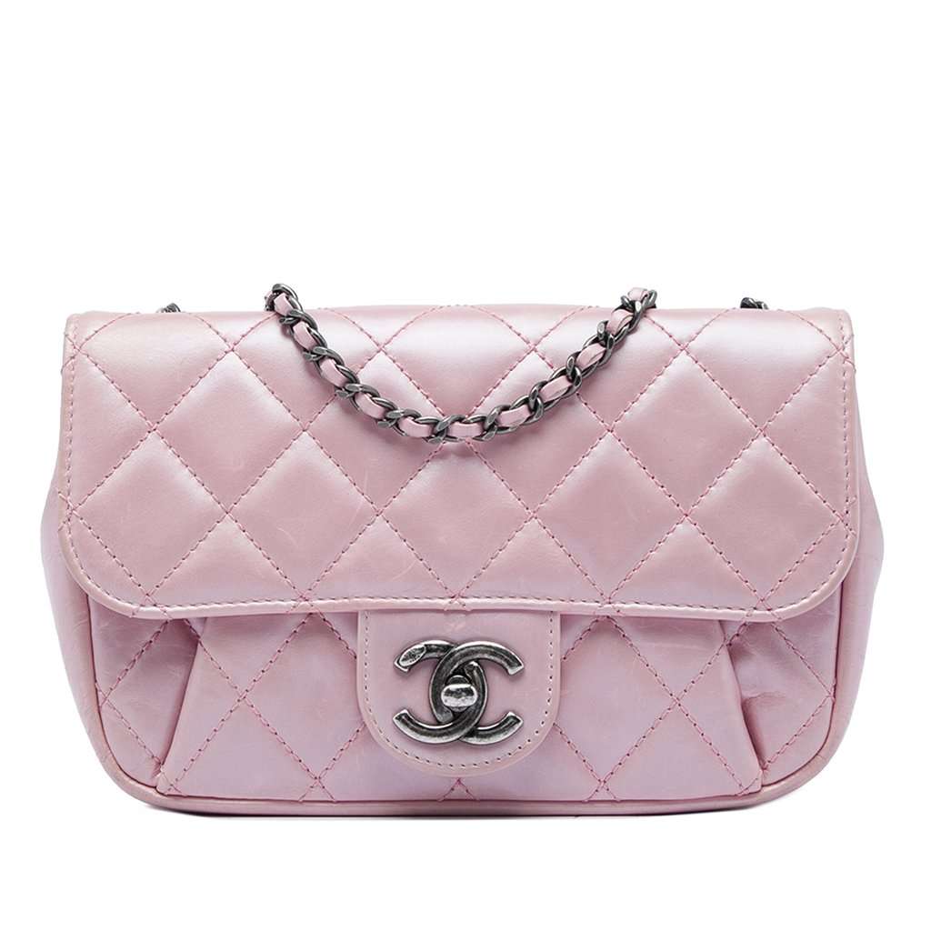 Chanel Mini Quilted Metallic Calfskin Coco Pleats Chain Flap Pink Leather Very good condition - Front View
