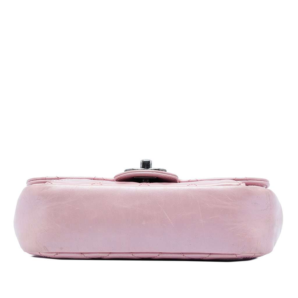Chanel Mini Quilted Metallic Calfskin Coco Pleats Chain Flap Pink Leather Very good condition - Inside View