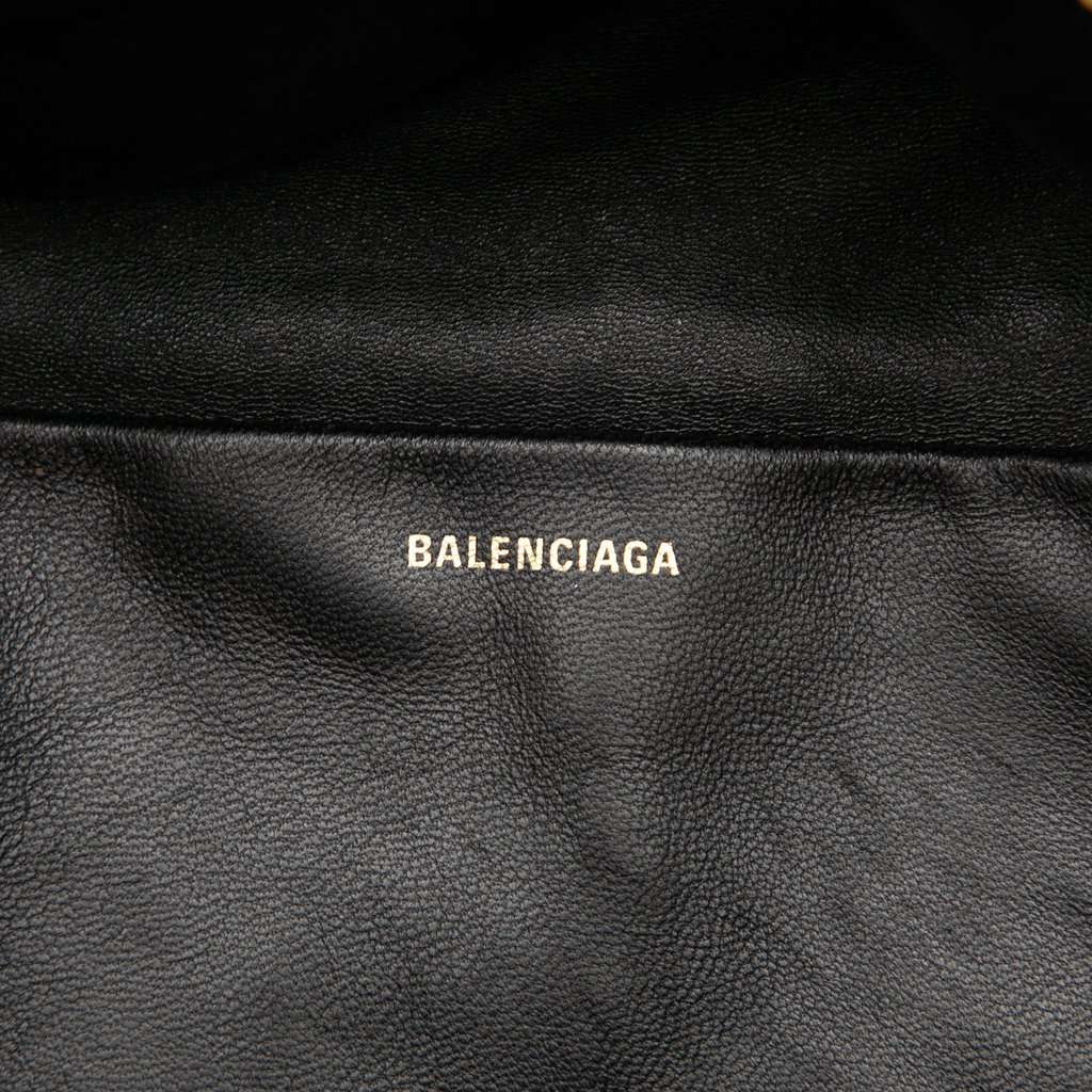 Balenciaga Diagonal Quilted Wool Allover Logo Souvenir Belt Bag XS Green Very good - Box View