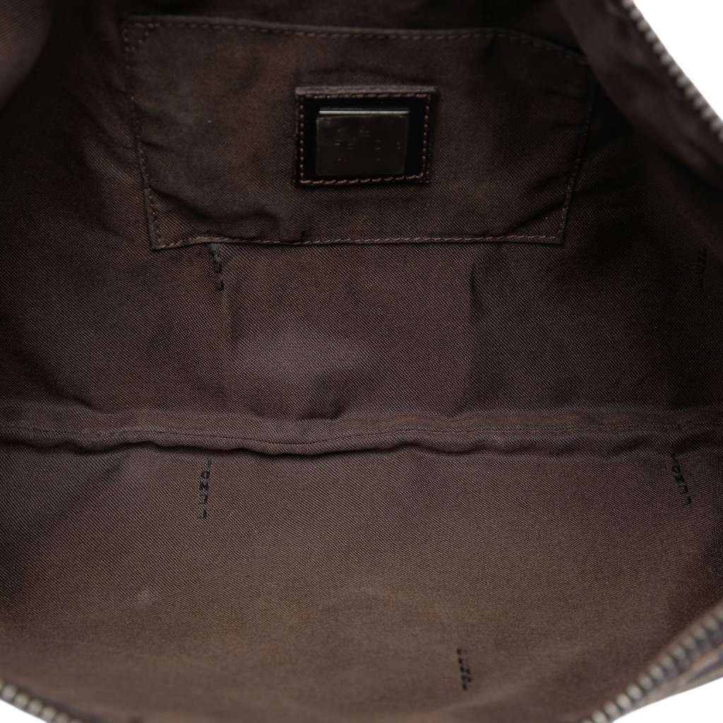 Fendi Zucchino Canvas Crossbody Beige Very good - Model View