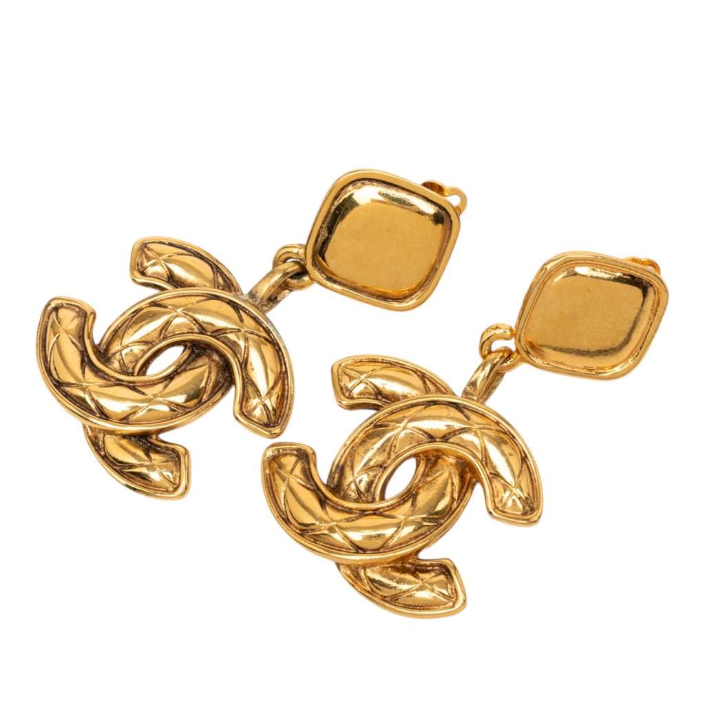 Chanel CC Gold Plated Quilted Drop Clip On Earrings Gold Metal Very good - Front View