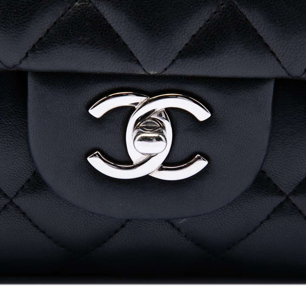 Chanel Jumbo Classic Lambskin Double Flap Black Leather Very good condition - Box View