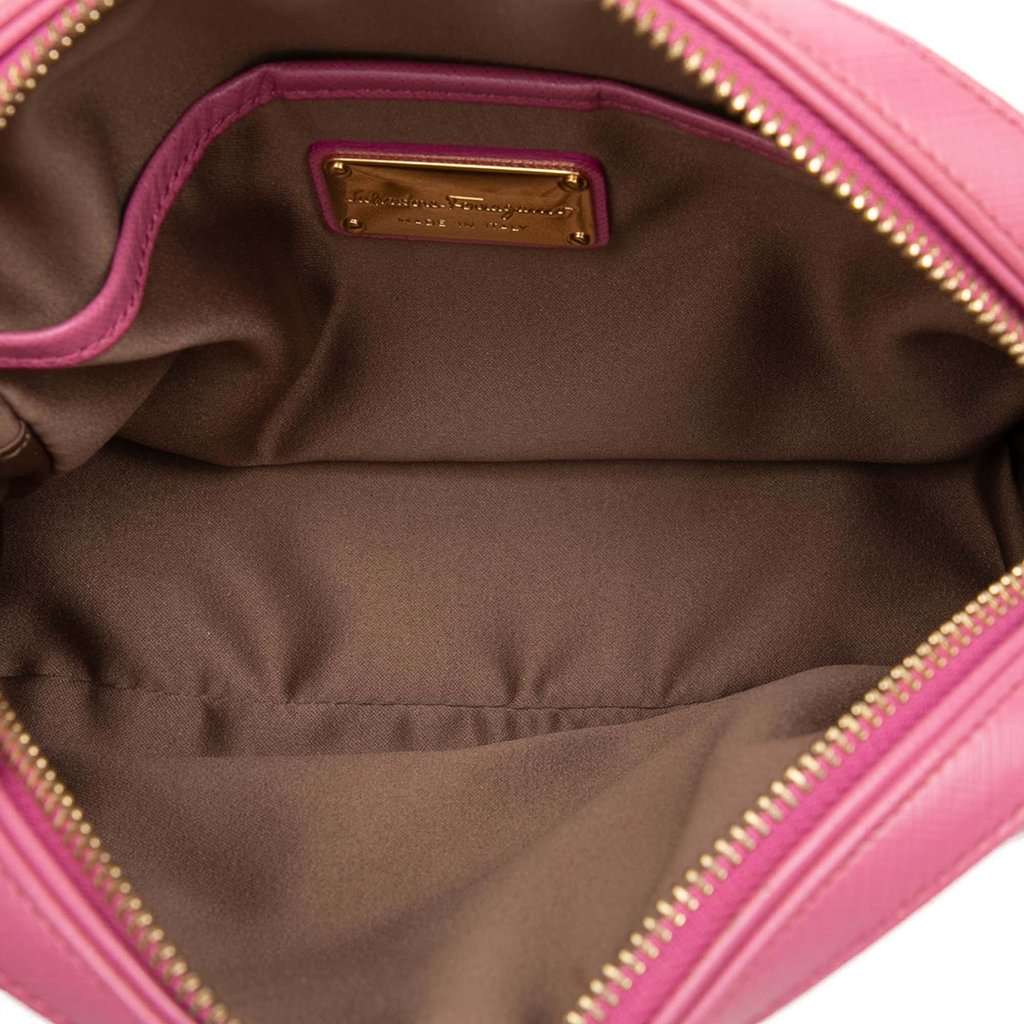 Ferragamo Leather Vara Bow Lydia Camera Bag Purple Leather Very good - Model View