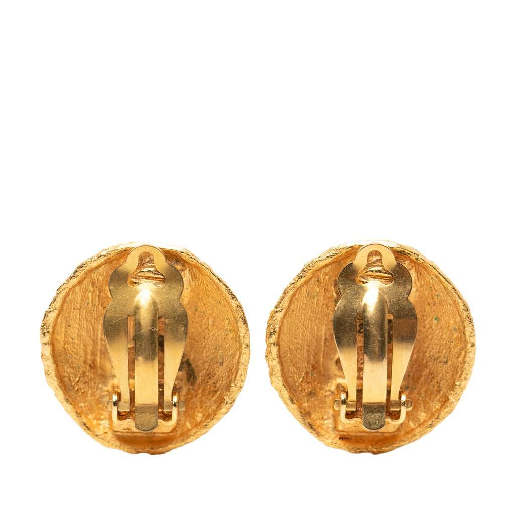 Chanel CC Gold Plated Textured Round Clip On Earrings Gold Metal Very good condition - Back View