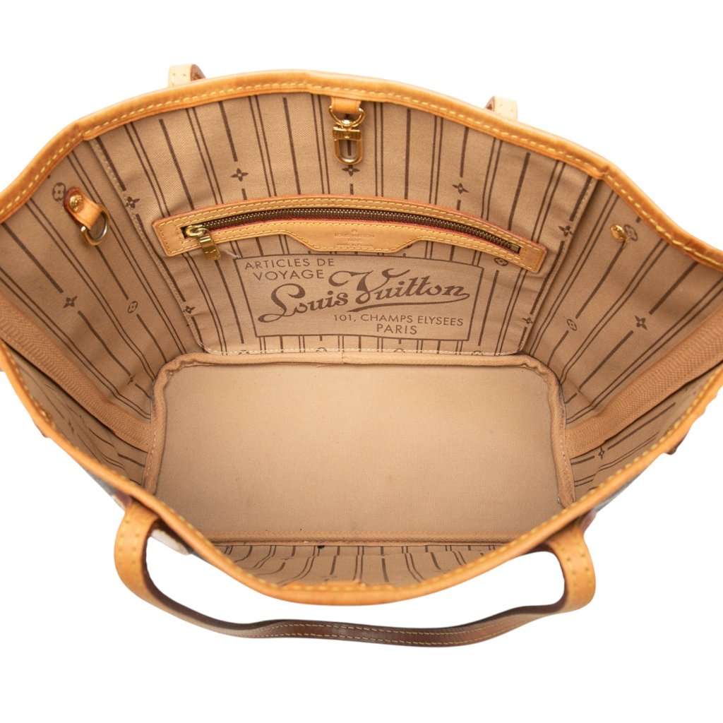 Louis Vuitton Monogram Neverfull PM Brown Very good - Model View