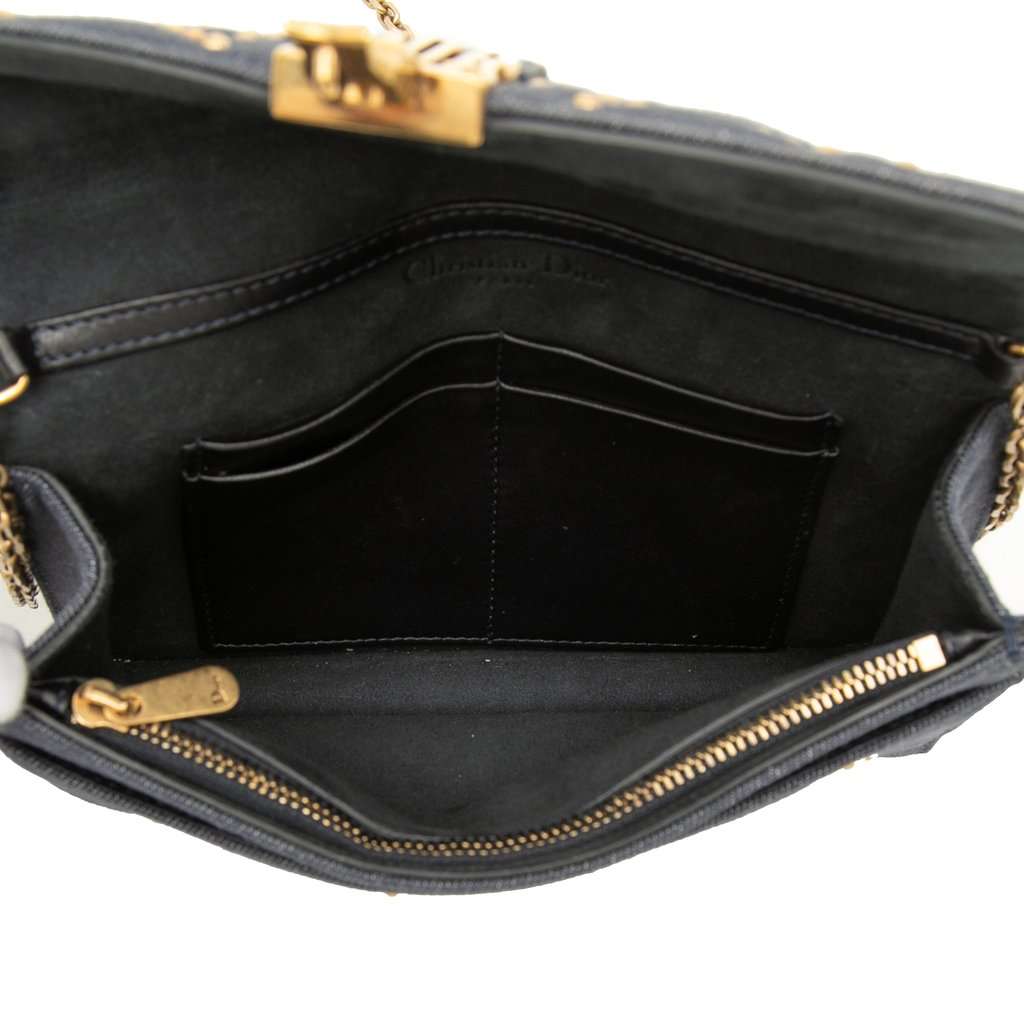 Dior Denim Cannage Studded DiorAddict Wallet on Chain Blue Very good condition - Model View