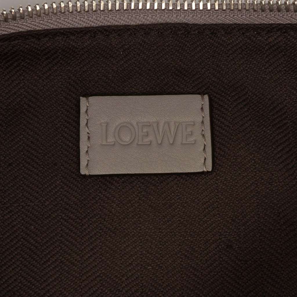 Loewe Small Calfskin Cubi Crossbody Green Leather Very good - Box View