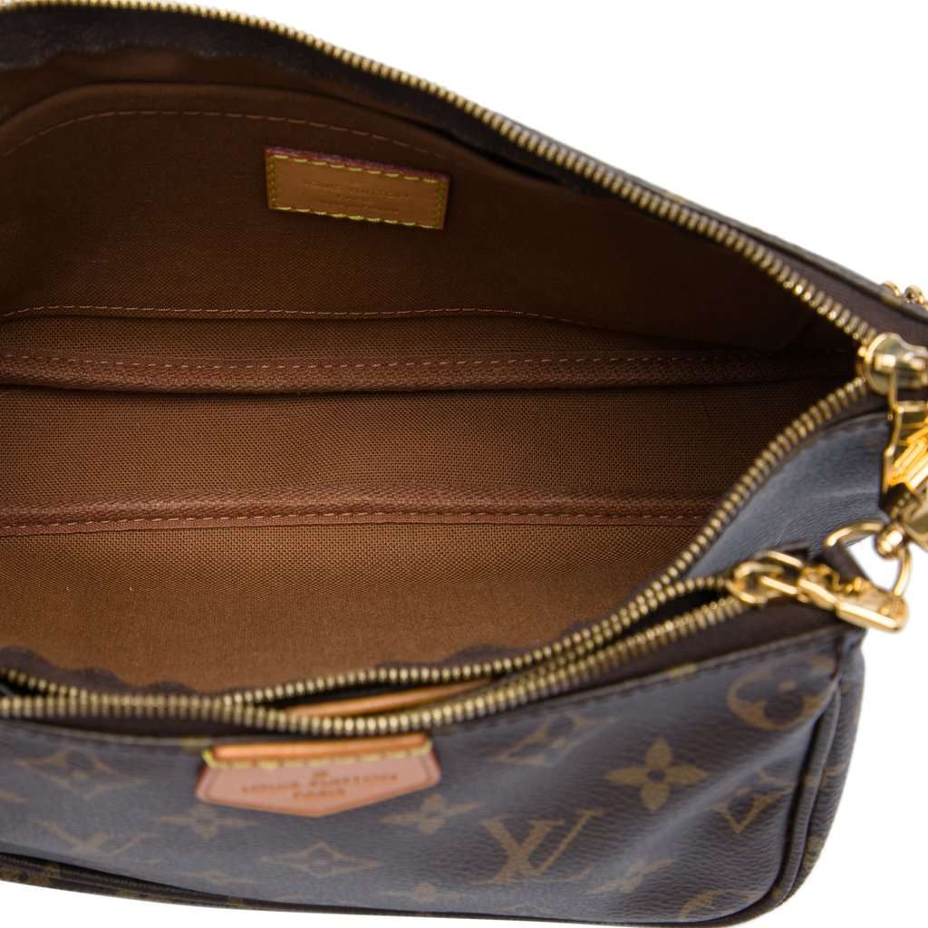 Louis Vuitton Monogram Multi Pochette Accessoires Brown Very good - Model View