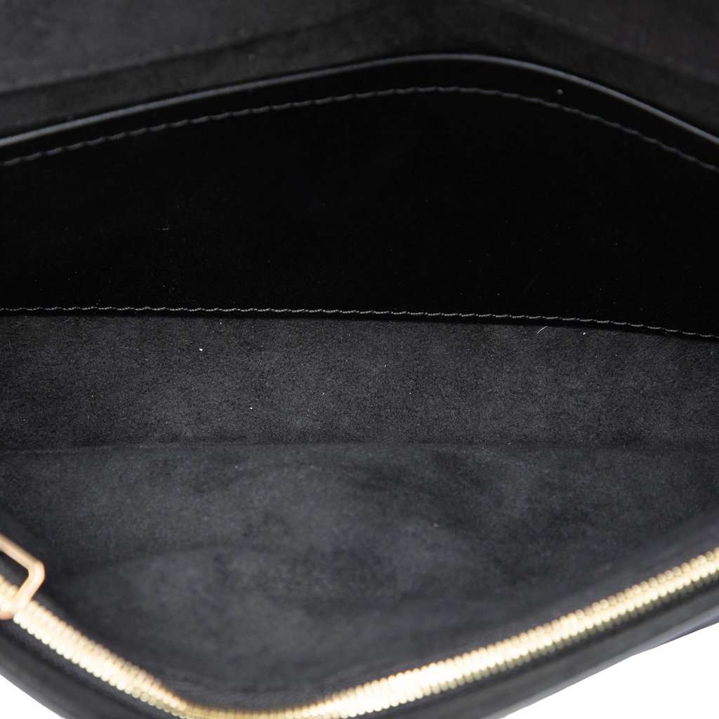 Louis Vuitton Crystal Louise Clutch Black Leather Very good - Model View