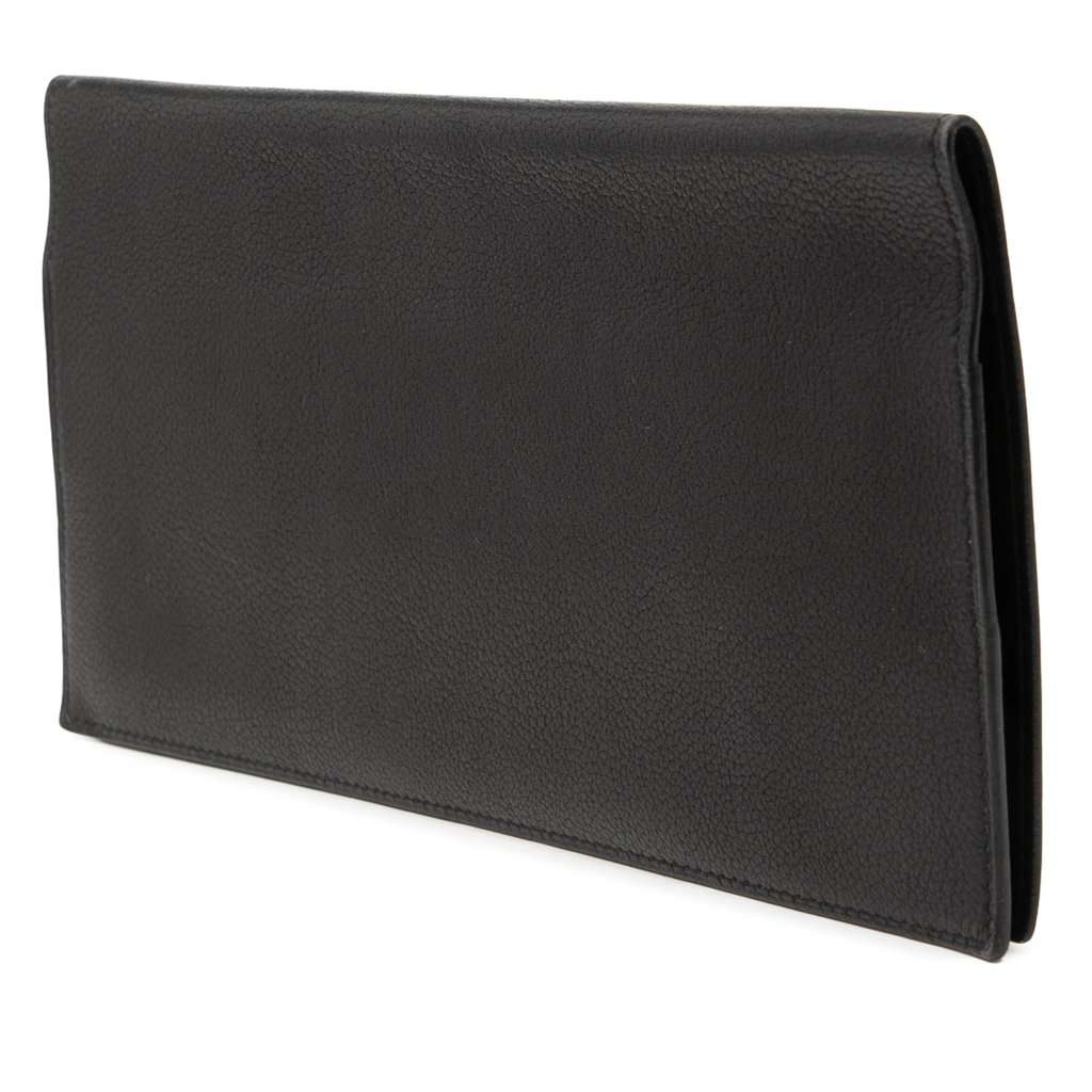 Hermès Leather Bifold Passport Holder Black Leather Very good condition - Back View
