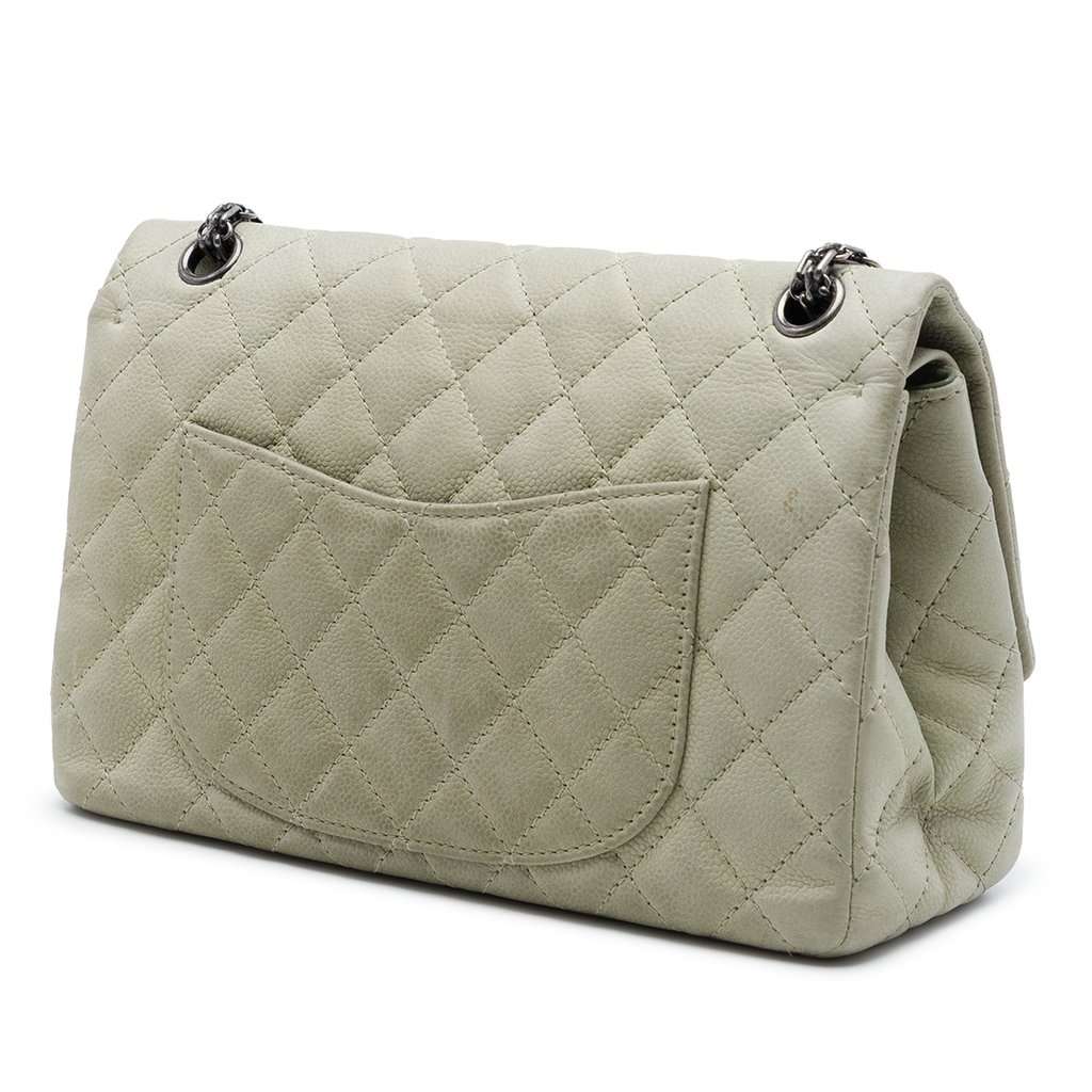 Chanel Quilted Caviar Reissue 2.55 Double Flap 226 Green Leather Very good - Back View