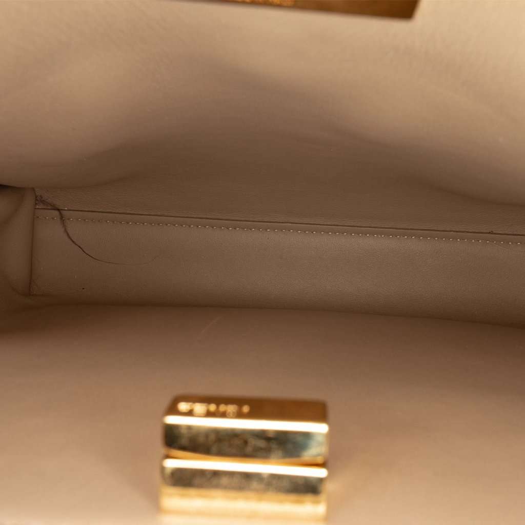 Fendi Medium Leather Peekaboo Iconic Essentially Satchel Black Leather Very good condition - Model View