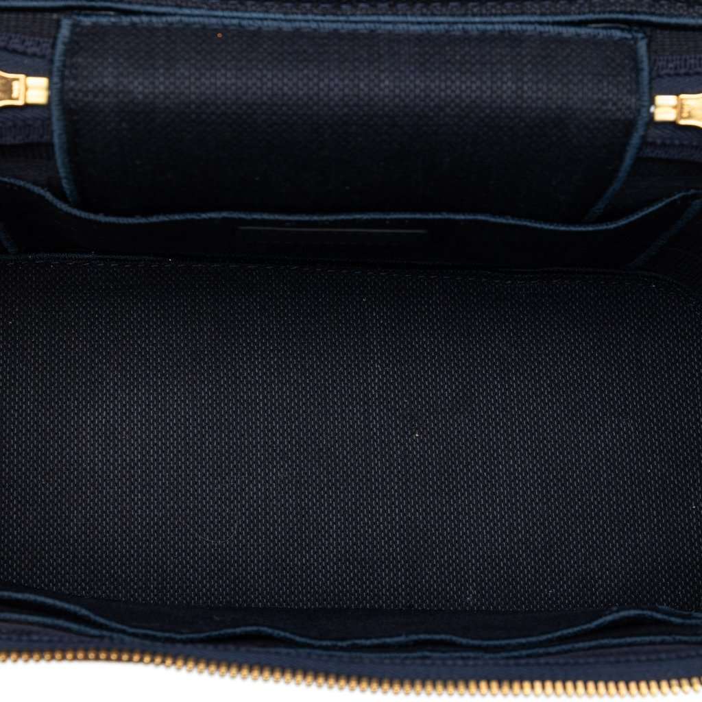Dior Embroidered Velvet Diortravel Vanity Case Blue Very good condition - Model View