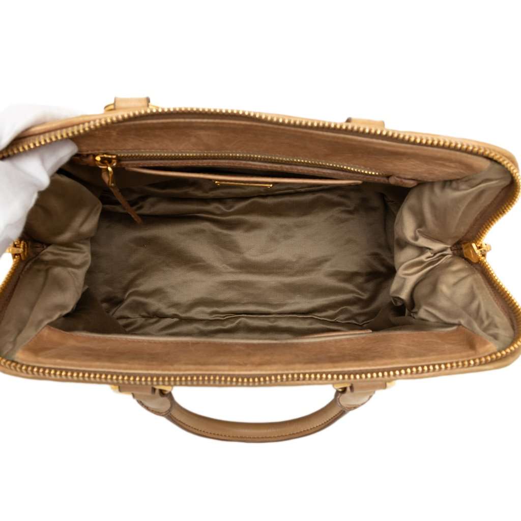 Miu Miu Matelasse Nappa Satchel Beige Leather Very good - Model View