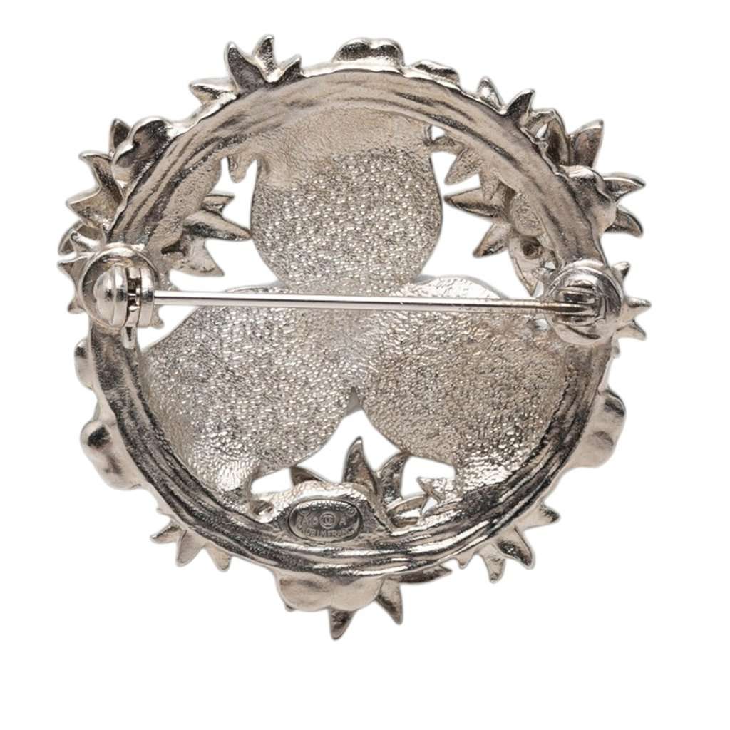 Chanel CC Enamel and Brass Salzbur Camellia Shield Pin Brooch Silver Very good condition - Back View