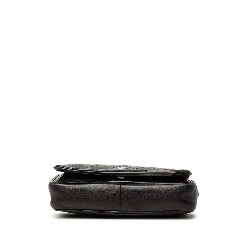Chanel CC Quilted Lambskin Full Flap Wallet on Chain Black Leather Very good - Inside View