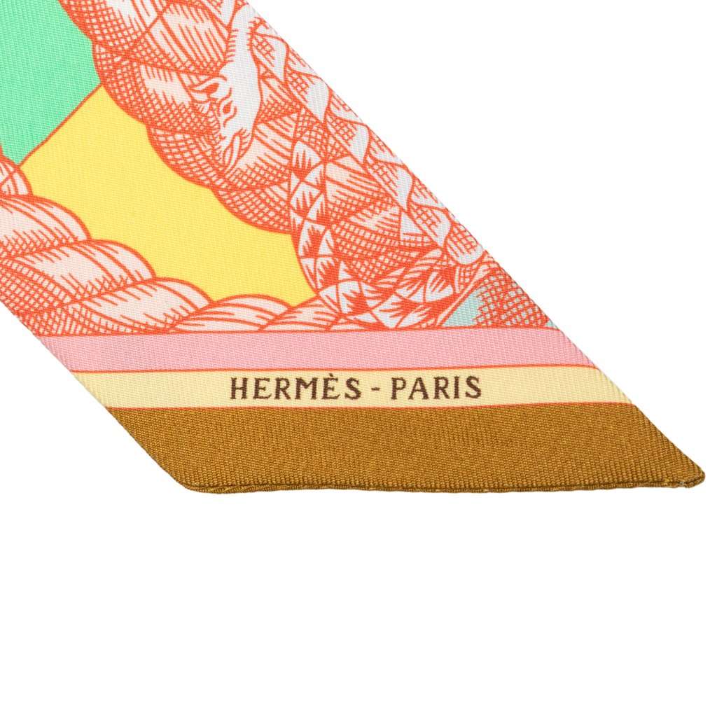 Hermès Cavalleria d Etriers Silk Twilly Scarf Pink Very good condition - Back View