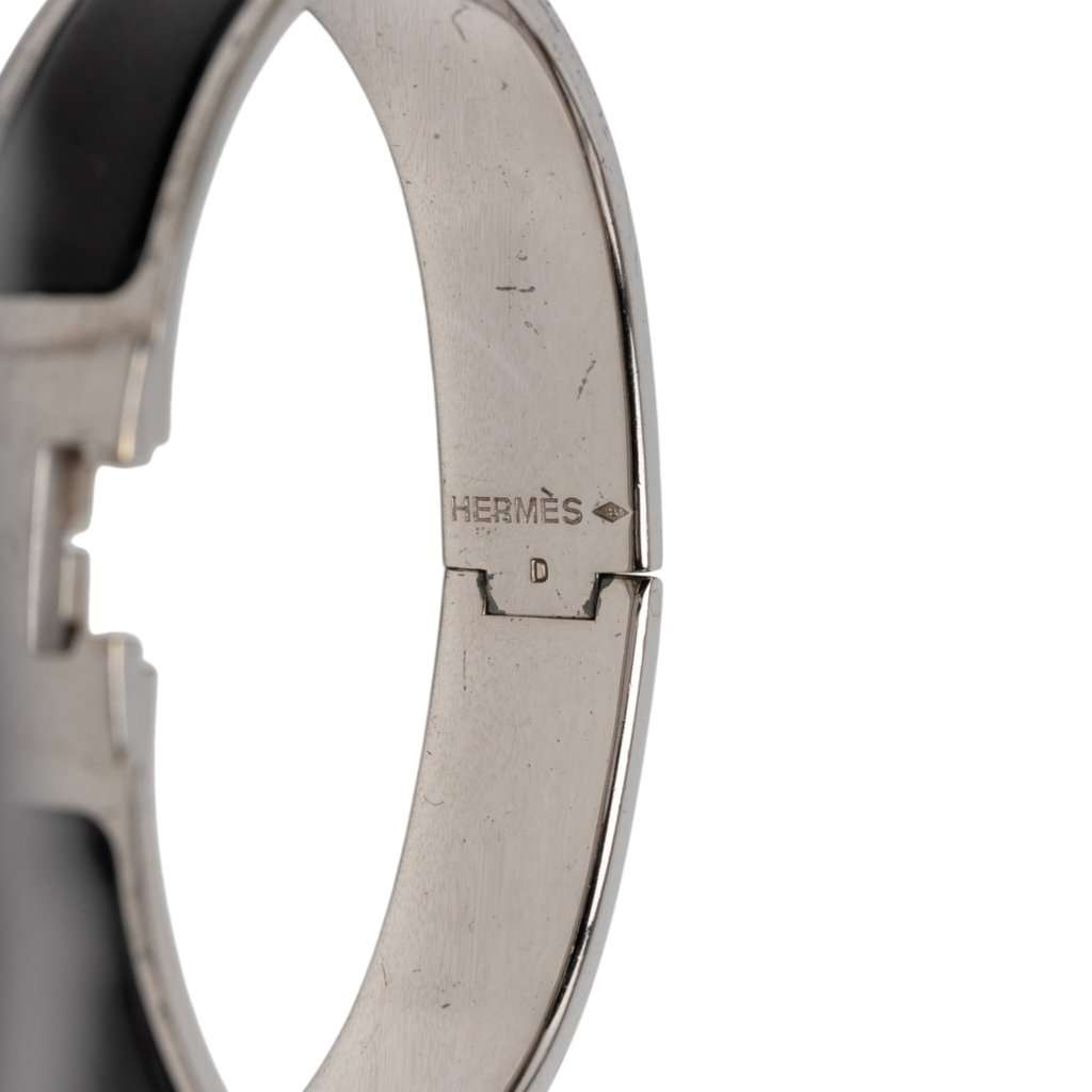 Hermès Narrow Enamel Clic H Bracelet PM Black Very good condition - Model View