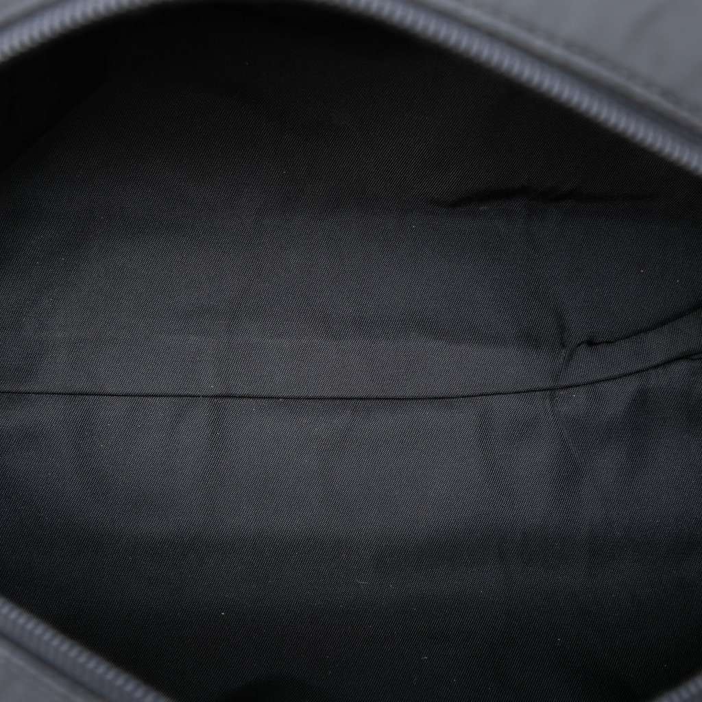 Prada Tessuto Beaded Handbag Black Very good condition - Model View