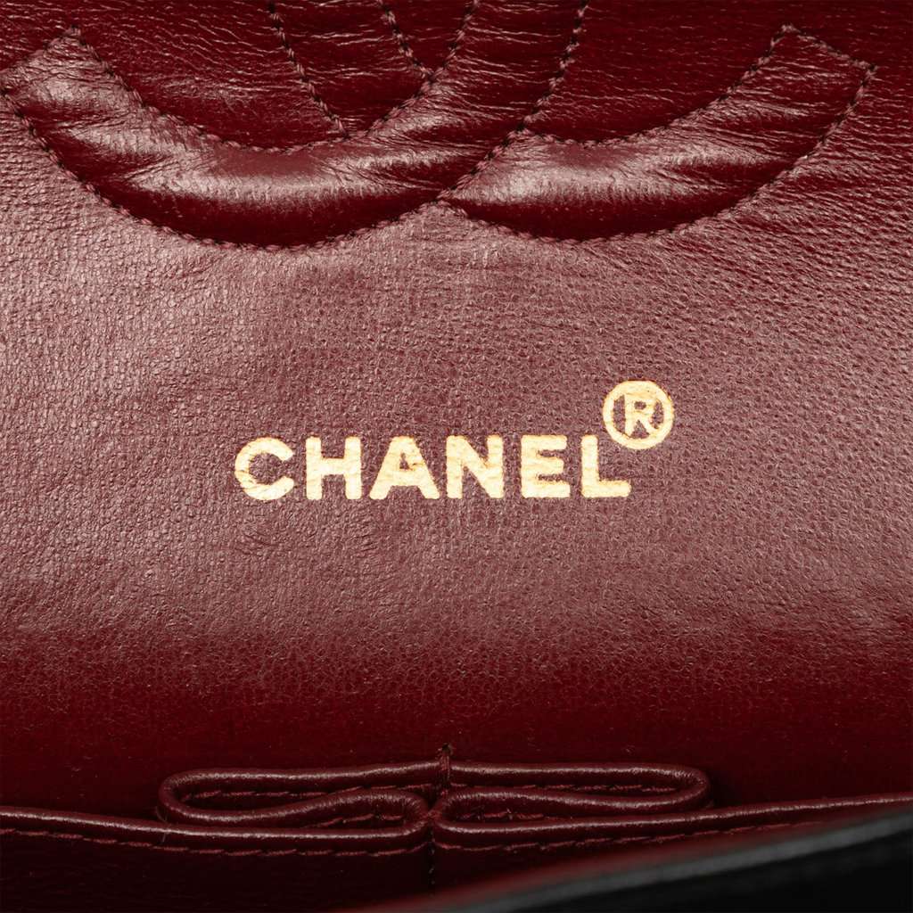Chanel Medium Classic Chevron Lambskin Double Flap Black Leather Very good - Box View