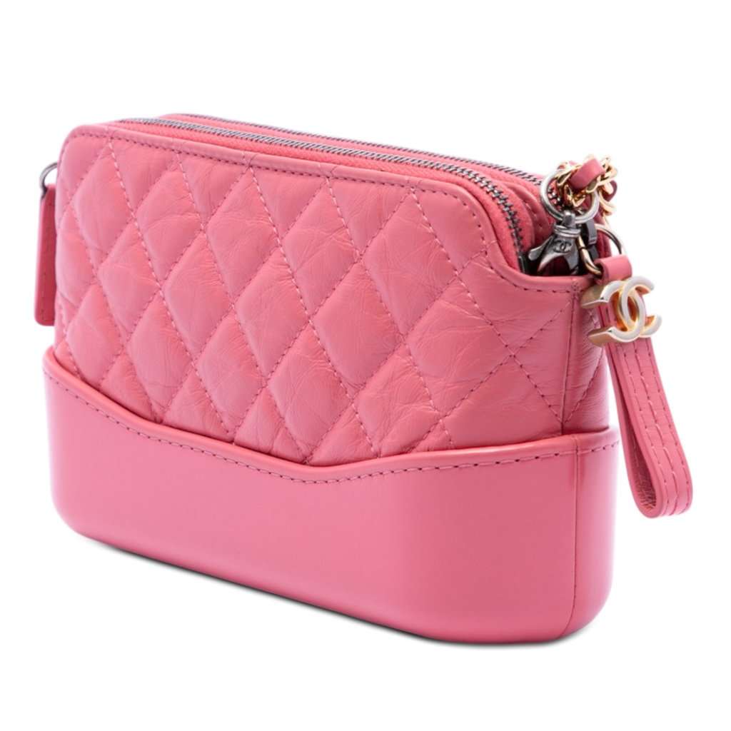 Chanel Quilted Aged Calfskin Gabrielle Double Zip Clutch with Chain Pink Leather Very good condition - Back View