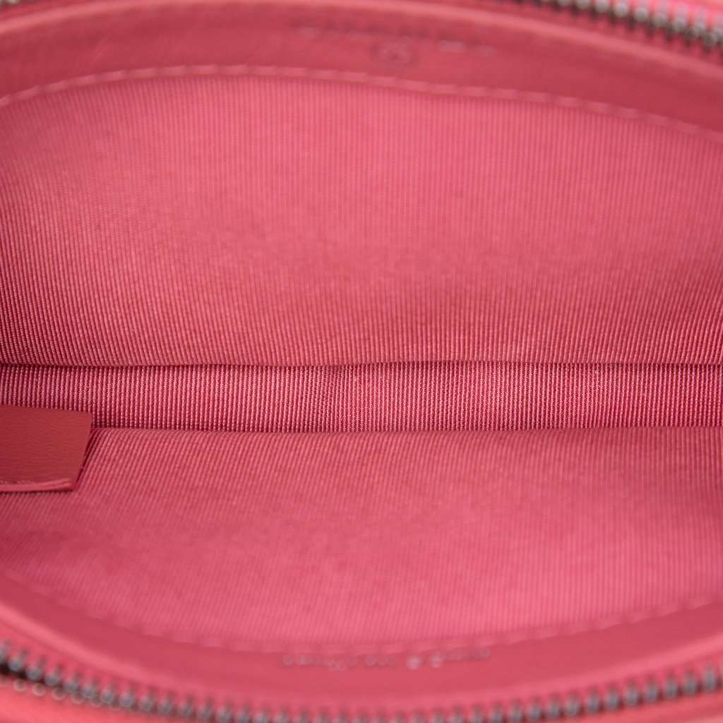 Chanel Quilted Aged Calfskin Gabrielle Double Zip Clutch with Chain Pink Leather Very good condition - Model View
