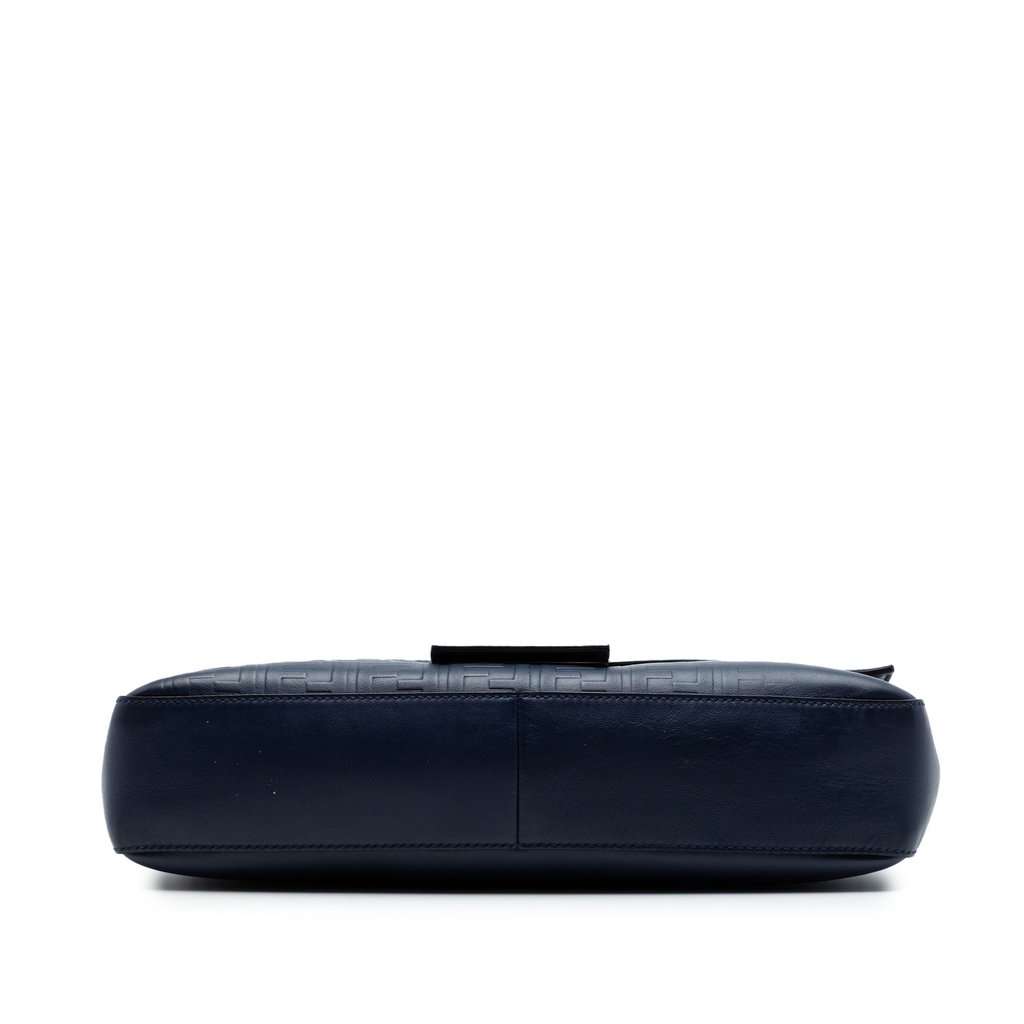 Fendi Large Zucca Embossed Leather Convertible Belt Baguette Blue Leather Very good condition - Inside View
