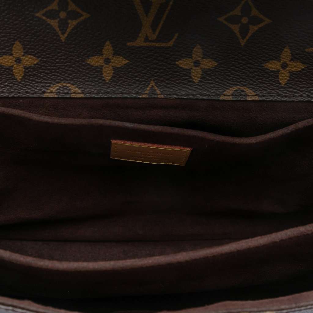 Louis Vuitton Monogram Pochette Metis Brown Very good condition - Model View