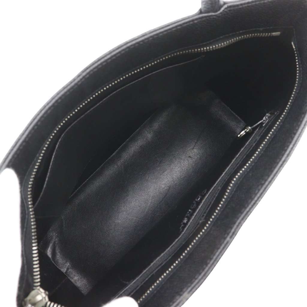 Chanel Caviar Medallion Tote Black Leather Very good condition - Model View