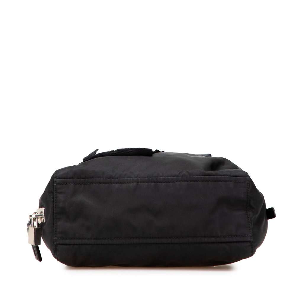 Prada Tessuto Evening Heart Handbag Black Very good condition - Inside View